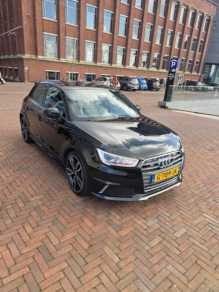 Audi S1 2.0 Tfsi 170KW Sportback Quattro 2015 Zwart, Auto's, 4 cilinders, 1984 cc, 4 stoelen, Zwart