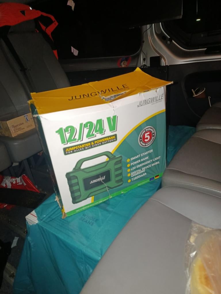 Jungwille 12/24V Jumpstarter & Powerbank, Auto diversen, Jumpstarters, Ophalen of Verzenden, Nieuw