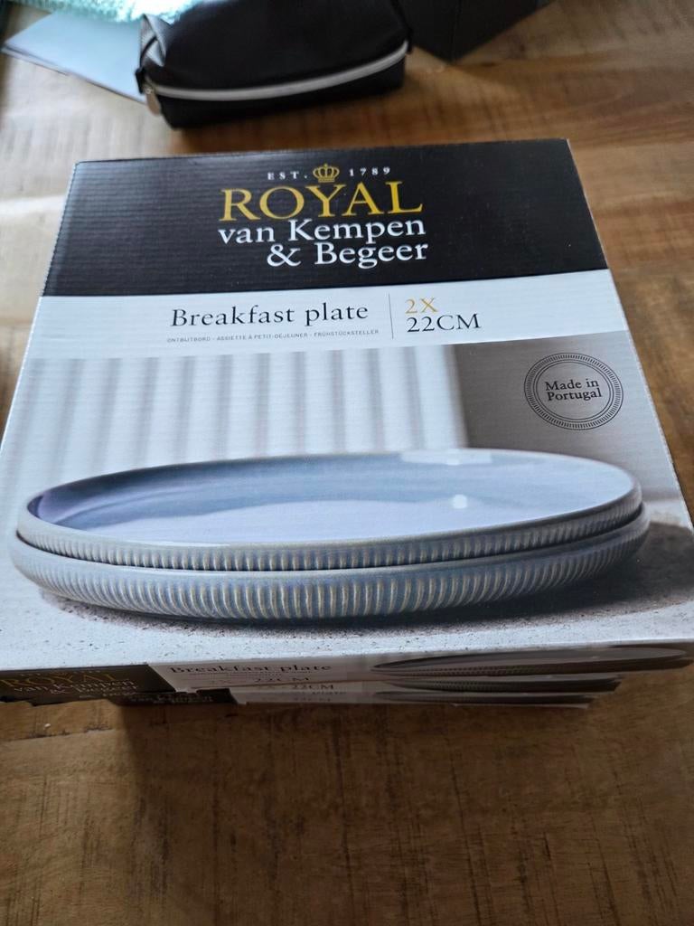 royal kempen begeer ontbijtborden 8 stuks, Ophalen of Verzenden, Porselein, Overige stijlen, Bord(en)