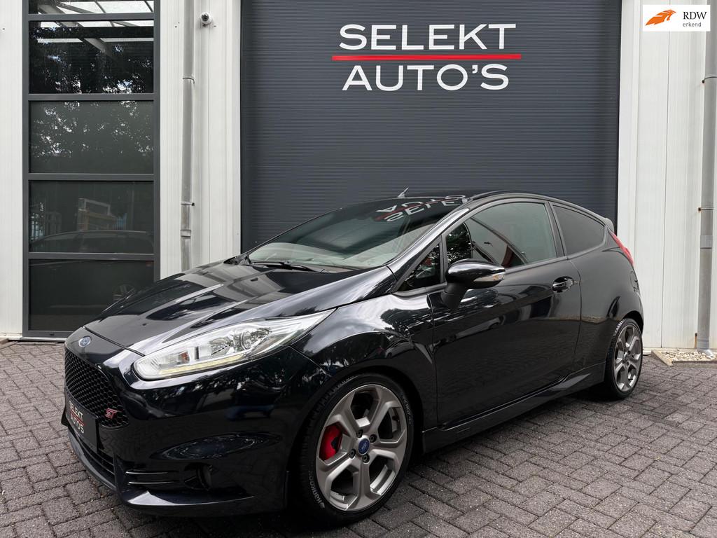 Ford Fiesta 1.6 ST2 182Pk Navi/Cruise/Climate/Keyless/Stoelv, Auto's, Ford, Voorwielaandrijving, 1596 cc, Gebruikt, 4 cilinders