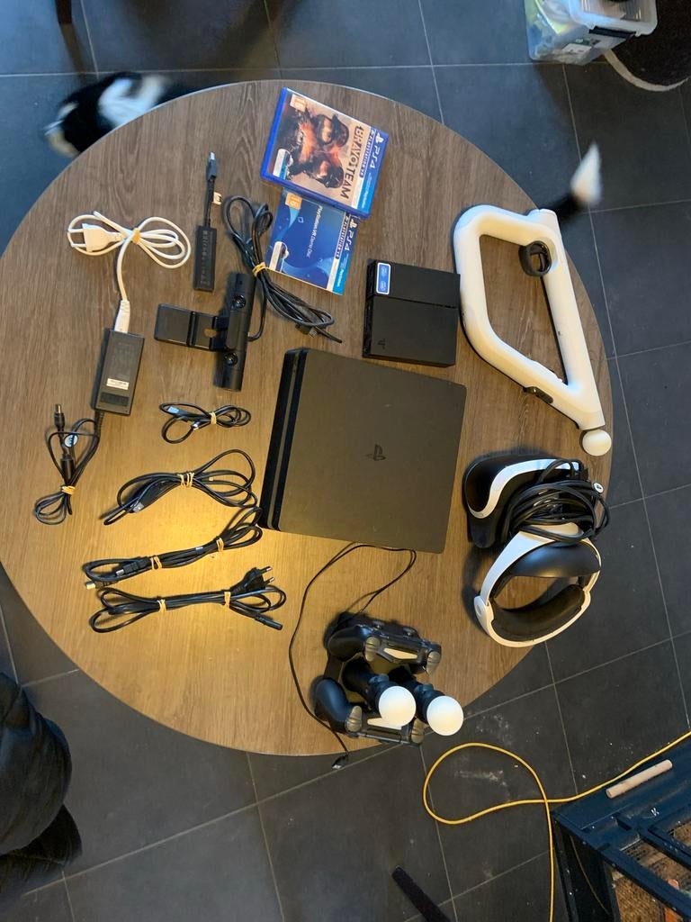 PlayStation 4 met VR, Met 2 controllers, Ophalen of Verzenden, Original, Gebruikt