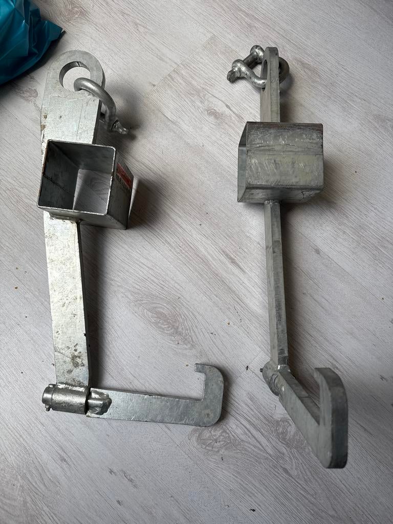 2x Kolkhaak voor straatkolken, Ophalen, Gebruikt