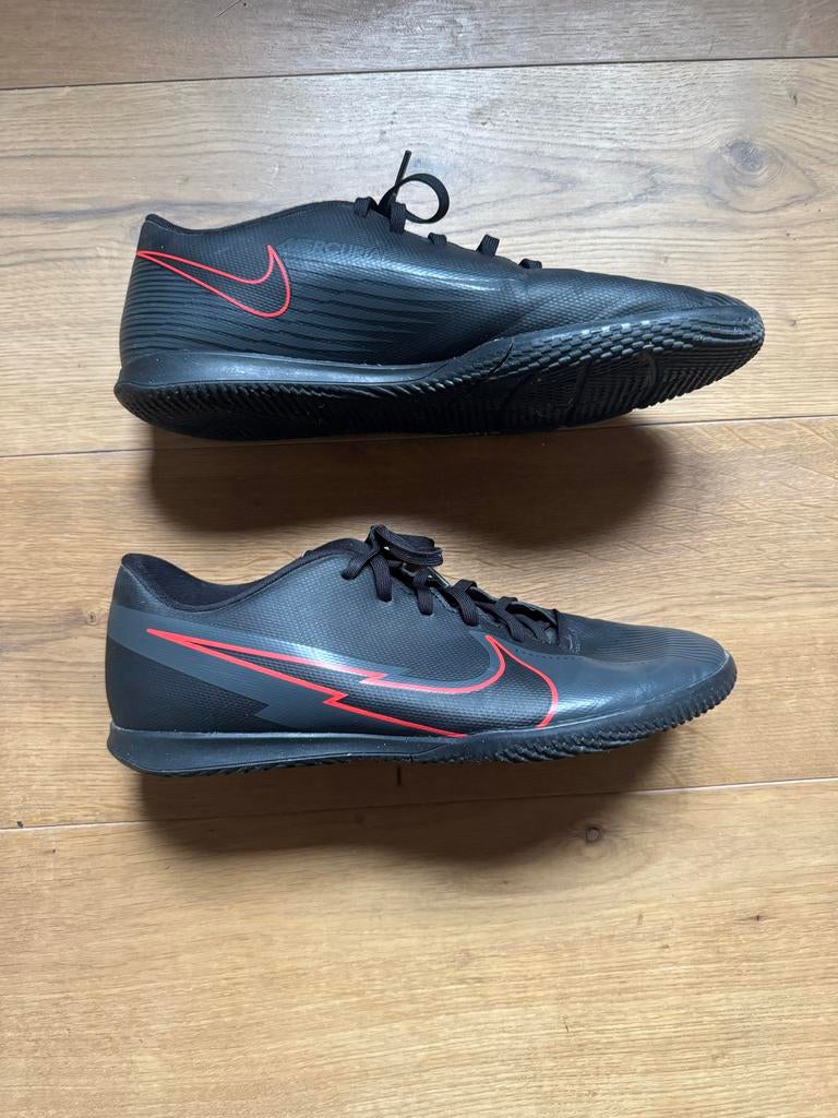 Nike Mercurial Zaalschoenen Maat 44, Sport en Fitness, Voetbal, Ophalen of Verzenden, Zo goed als nieuw, Schoenen