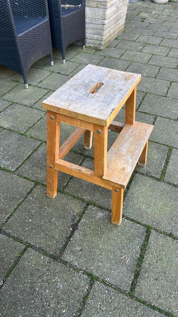 Opstapje hout zeer stevig, Huis en Inrichting, Krukjes, Ophalen, Zo goed als nieuw, Hout