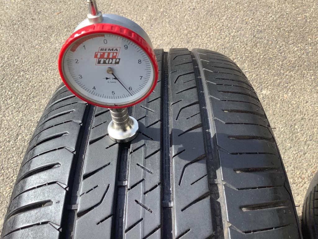 1 zomerbanden Goodyear 235 55 18 en 1 band 245 45 19, Auto-onderdelen, Banden en Velgen, Band(en), Personenwagen, Zomerbanden