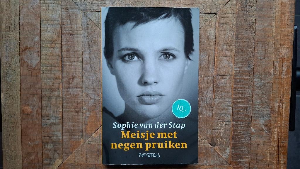 Het meisje met negen pruiken | Sophie van der Stap, Ophalen of Verzenden, Zo goed als nieuw