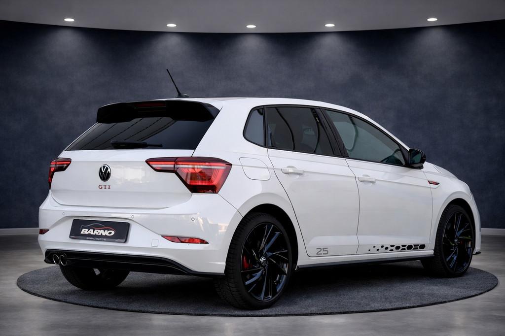 Volkswagen Polo 2.0 TSI GTI DSG 25 EDITION!, Auto's, Volkswagen, 15 km/l, Wit, Leder, Bedrijf