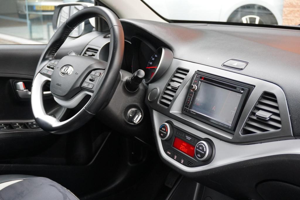 Kia Picanto 1.0 CVVT DynamicLine + CRUISE CONTROL / LEDER /, Voorwielaandrijving, Euro 5, Stof, Gebruikt