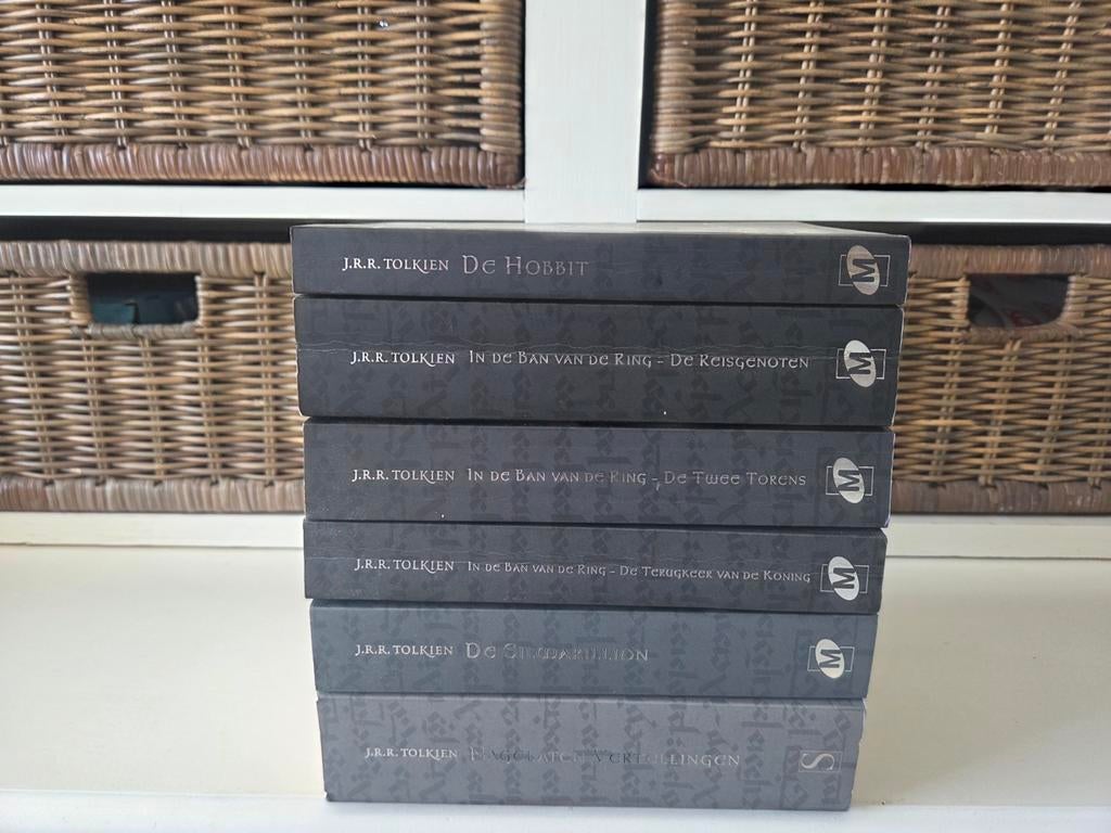 J.R.R.Tolkien -  6 boeken, Ophalen of Verzenden, Gelezen