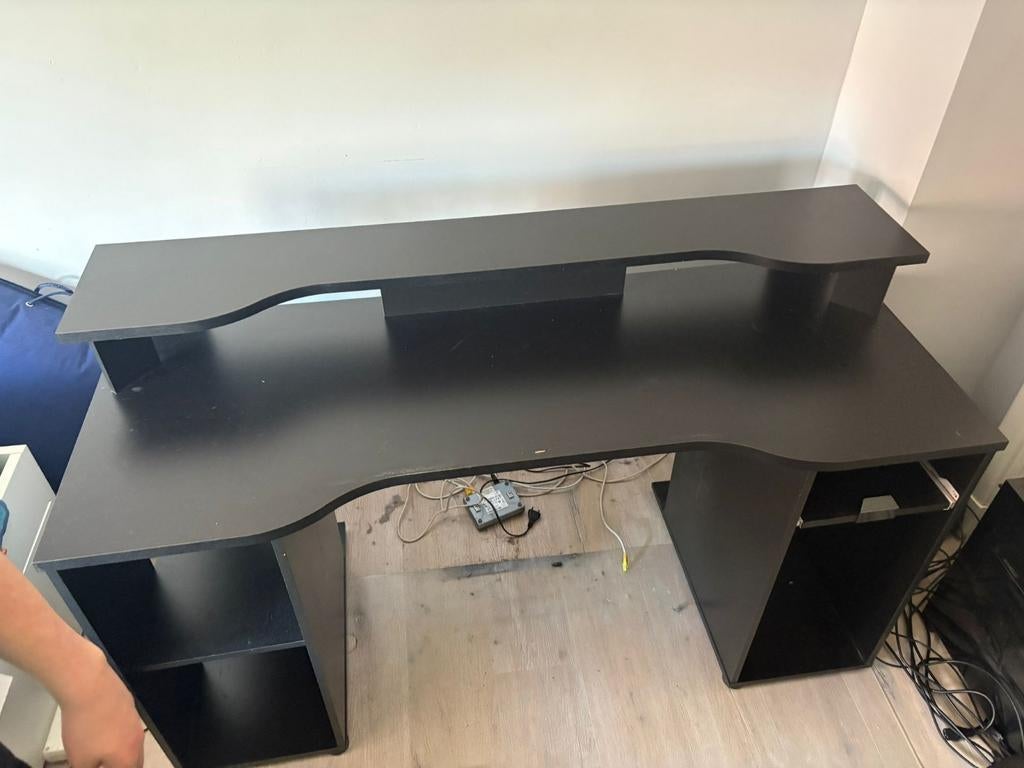 Zwart gaming bureau met opzetstuk, Ophalen, Zwart, Hout, Demontabel