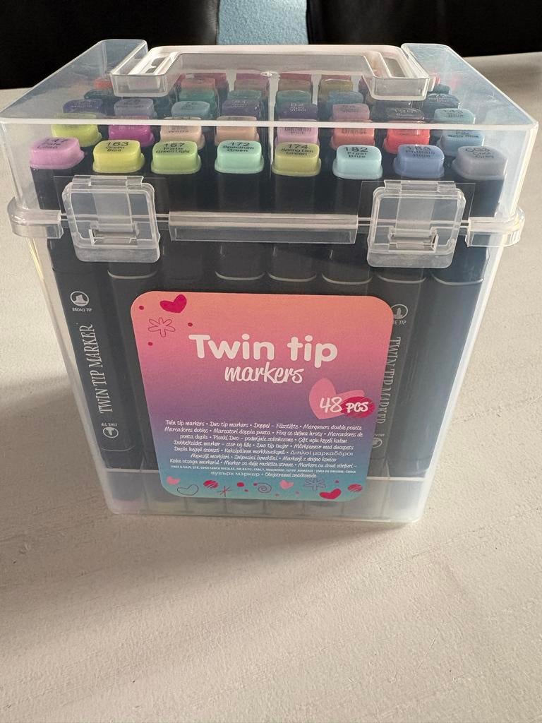 Twin Tip Markers Set 48 st - Diverse Kleuren, Hobby en Vrije tijd, Tekenen, Ophalen of Verzenden, Nieuw, Potlood of Stift