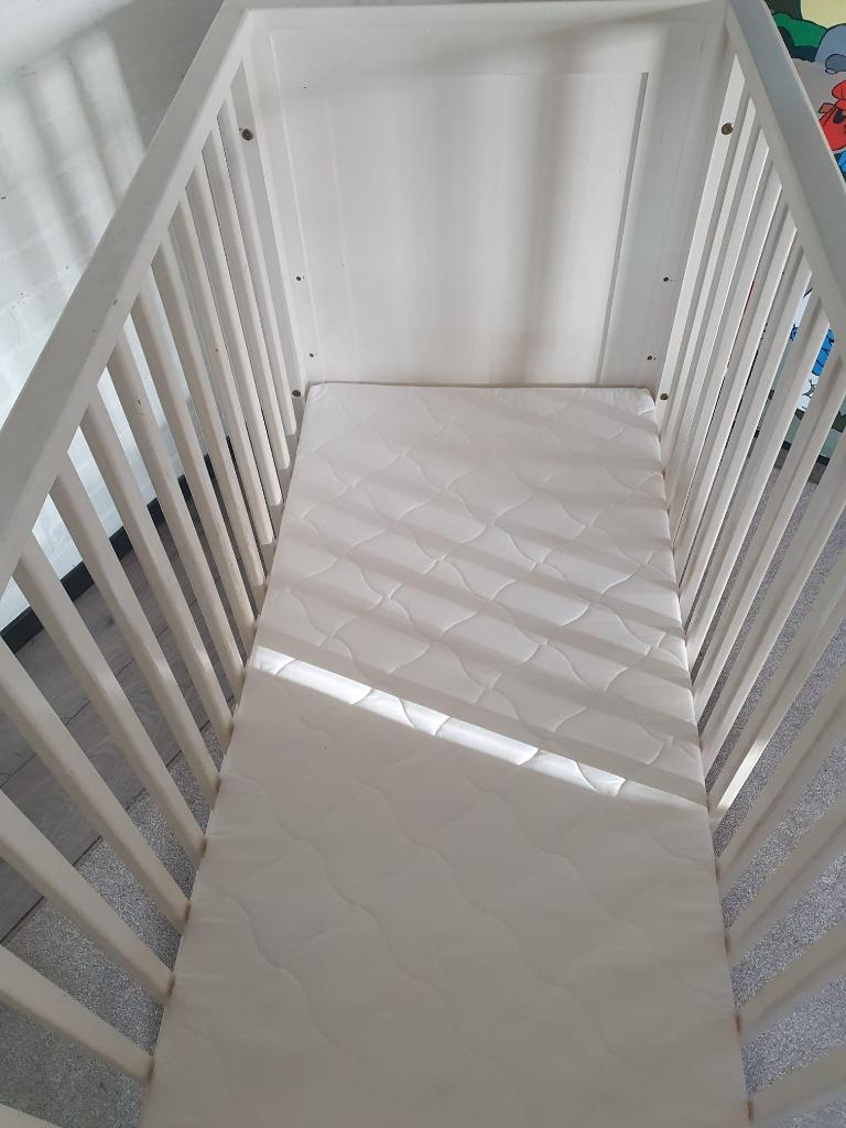 Te koop: Ledikant (verstelbaar 3 standen) inclusief matras, Ophalen, Gebruikt, Ledikant