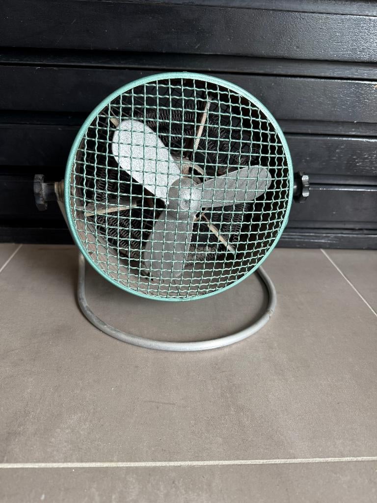 vintage ventilator kacheltje, Witgoed en Apparatuur, Ophalen of Verzenden, Gebruikt, Tafelventilator