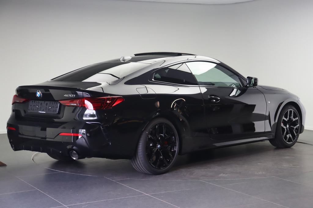 BMW 4 Serie Coupé 420i High Executive M Sport Automaat / Sc, Automaat, 1998 cc, Achterwielaandrijving, Zwart