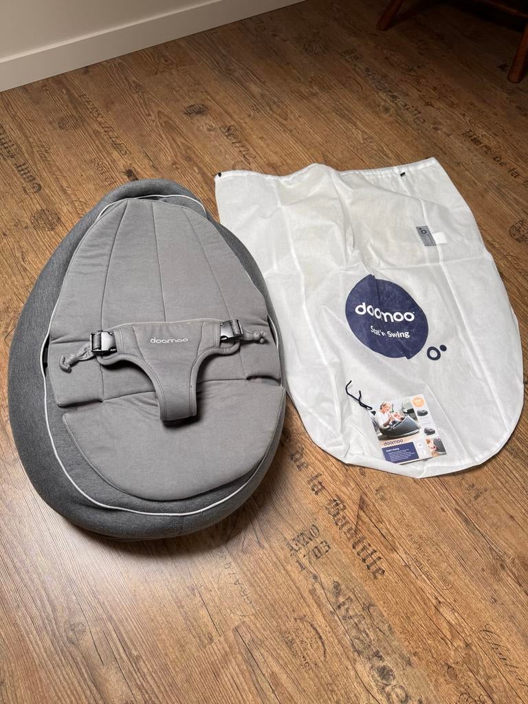 Doomoo Seat'n Swing zitzak, Kinderen en Baby's, Overige merken, Schommelstoel, Ophalen of Verzenden, Met gordel(s) of riempje(s)