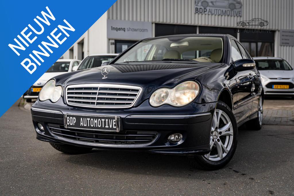 Mercedes-Benz C-klasse 280 Elegance Lage KM stand | Leer | N, Achterwielaandrijving, Sedan, C-Klasse, 6 cilinders