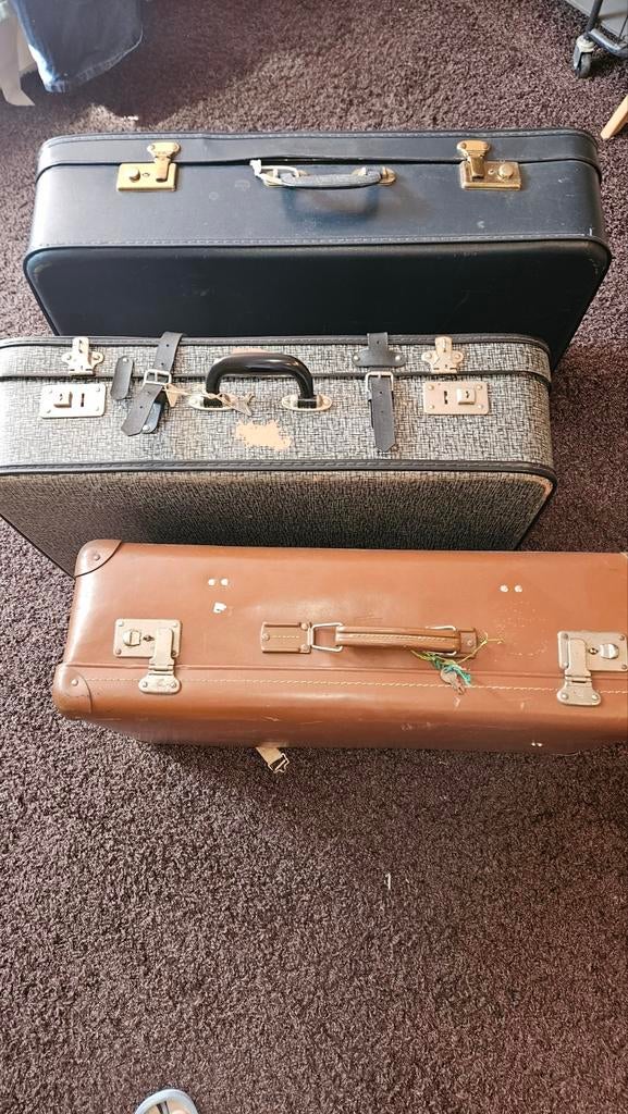 Oude vintage reis koffers 5.00 p.stuk, Ophalen, Gebruikt, Leer, 70 cm of meer