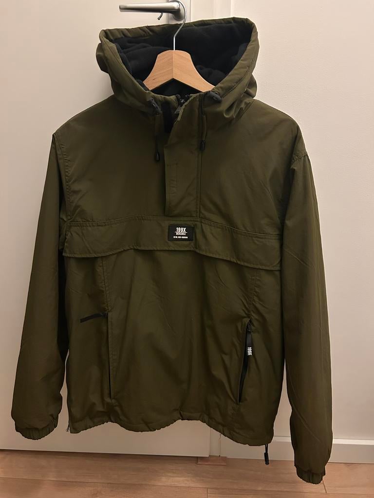 Warme jas - Bershka, Ophalen, Zo goed als nieuw, Maat 36 (S), Groen