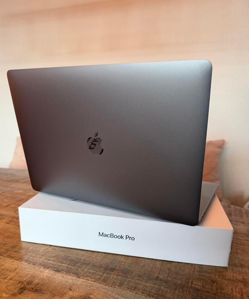 MacBook Pro 15Inch A1707 (2017) inclusief bijbehorende doos, Computers en Software, Apple Macbooks, MacBook Pro, 2 tot 3 Ghz, 15 inch