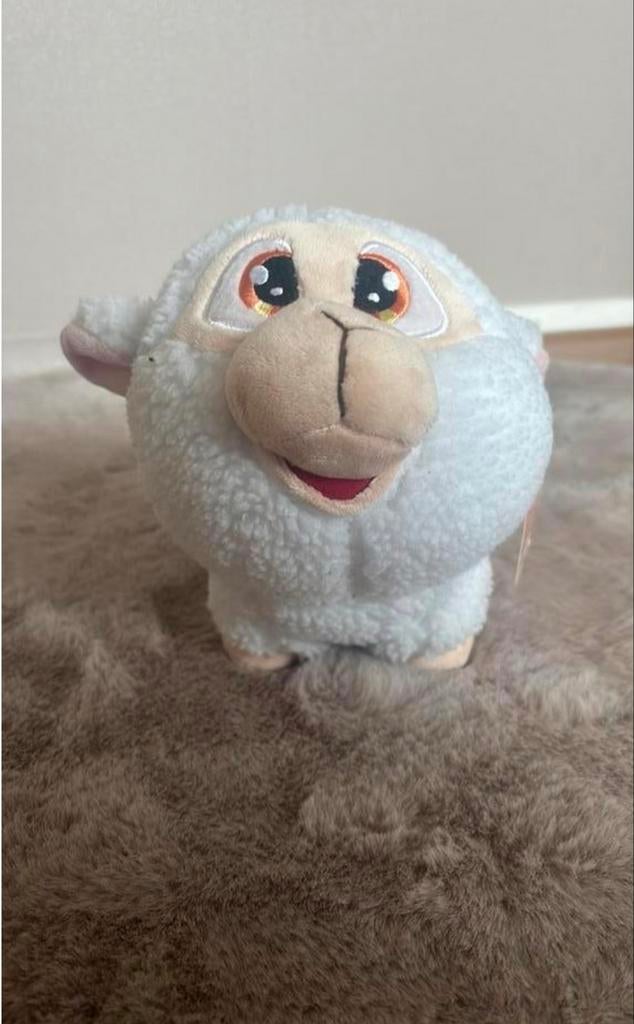 Schattig zacht knuffel schaapje, Ophalen of Verzenden, Zo goed als nieuw, Overige typen