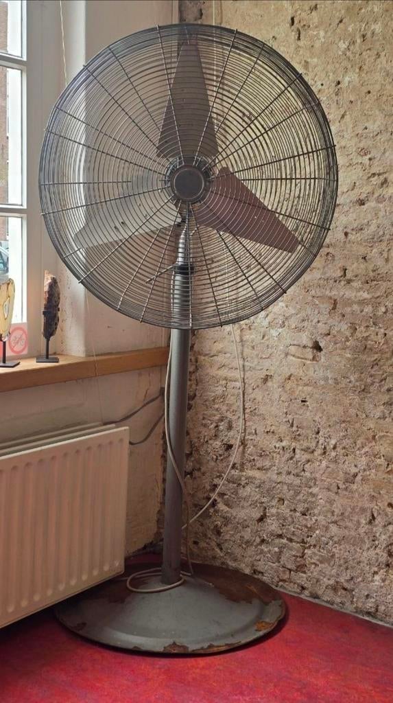 Grote Industriële Ventilator  Verstelbaar, Witgoed en Apparatuur, Ventilatoren, Ophalen, Statiefventilator