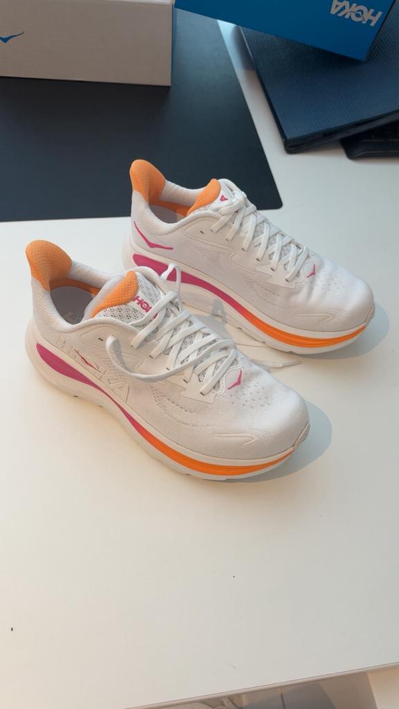 Hoka W Clifton 10 (maat 40), Overige merken, Hardloopschoenen, Nieuw, Ophalen of Verzenden