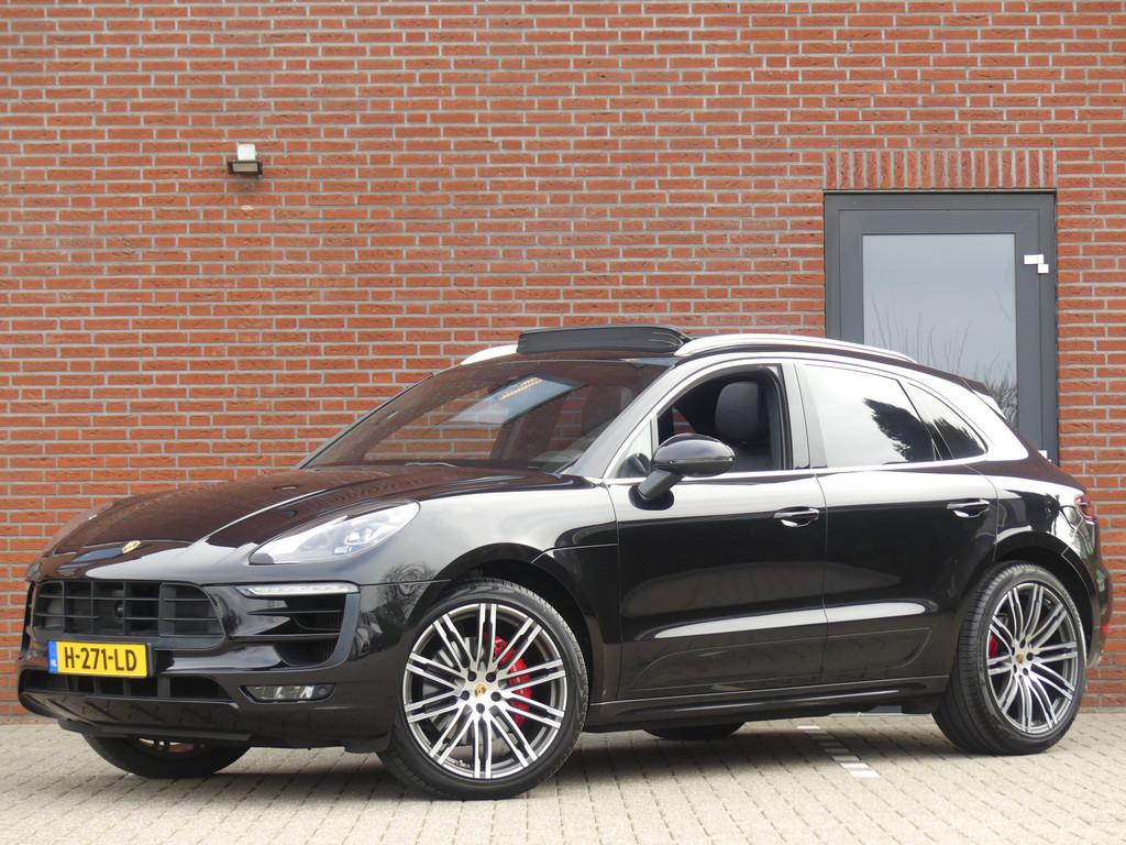 Porsche Macan 3.0 GTS Luchtvering/Pano/Trekhaak/Sportchrono, Auto's, Porsche, Automaat, Gebruikt, Euro 6, Bedrijf