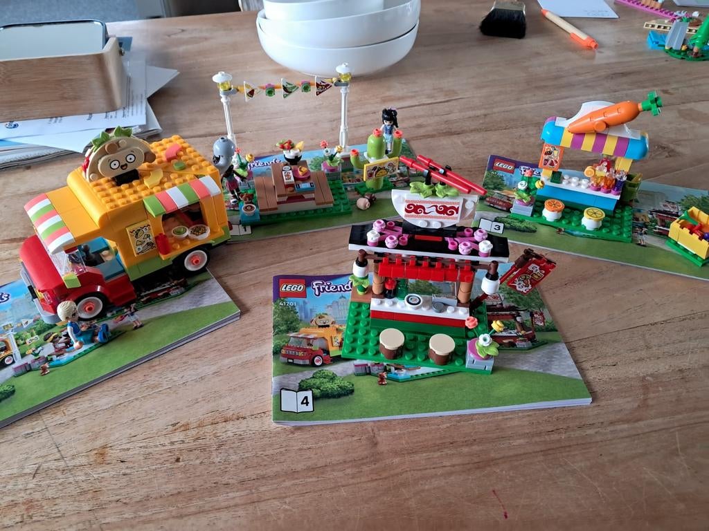 Lego Friends Marktplaats Set 41701, Ophalen of Verzenden, Zo goed als nieuw, Complete set, Lego