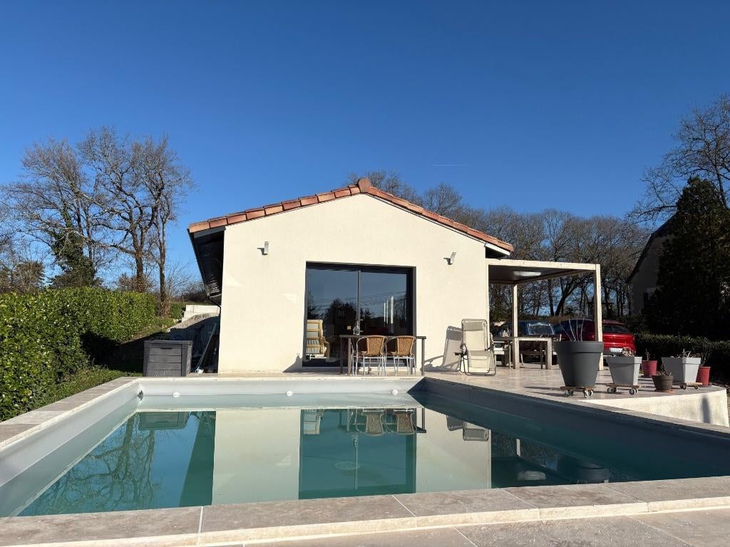 Huis met Zwembad Zuid Frankrijk € 259.000,=, Vakantie, Wasmachine, 2 slaapkamers, Landelijk, Chalet, Bungalow of Caravan