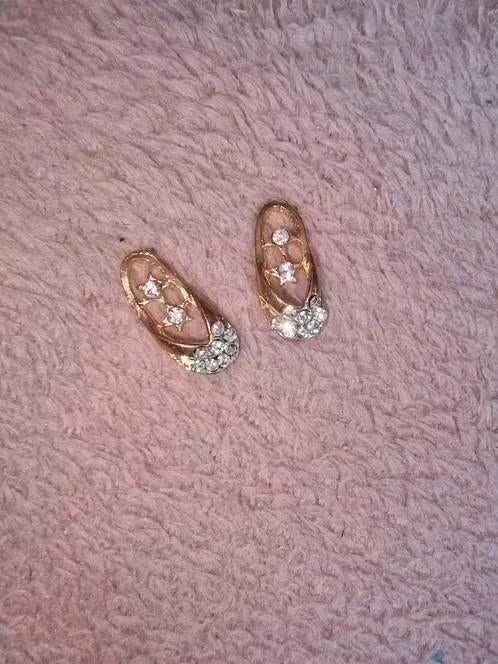 poppenhuis miniaturen slippers met witte steentjes, Ophalen of Verzenden, Nieuw, Poppenhuis