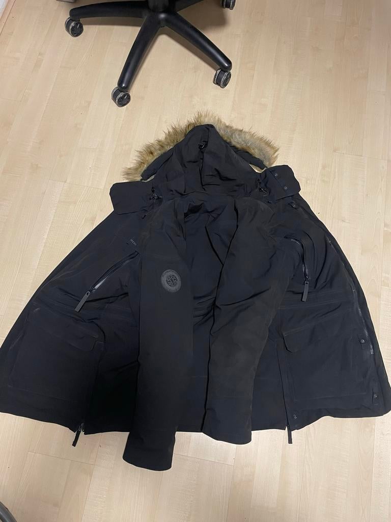 Dikke Winterjas - Spirit of Kalevala, Kleding | Dames, Maat 38/40 (M), Zwart, Ophalen of Verzenden, Zo goed als nieuw