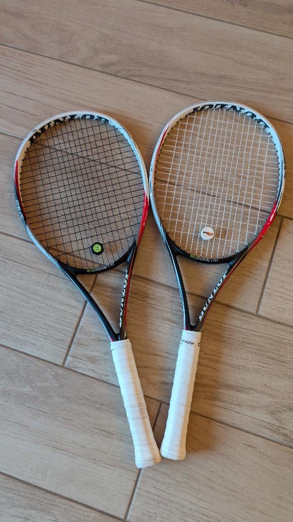 2x Dunlop Biomimetic tennis racket (1x met barstje in frame), Sport en Fitness, Tennis, Gebruikt, Racket, Dunlop, Ophalen of Verzenden