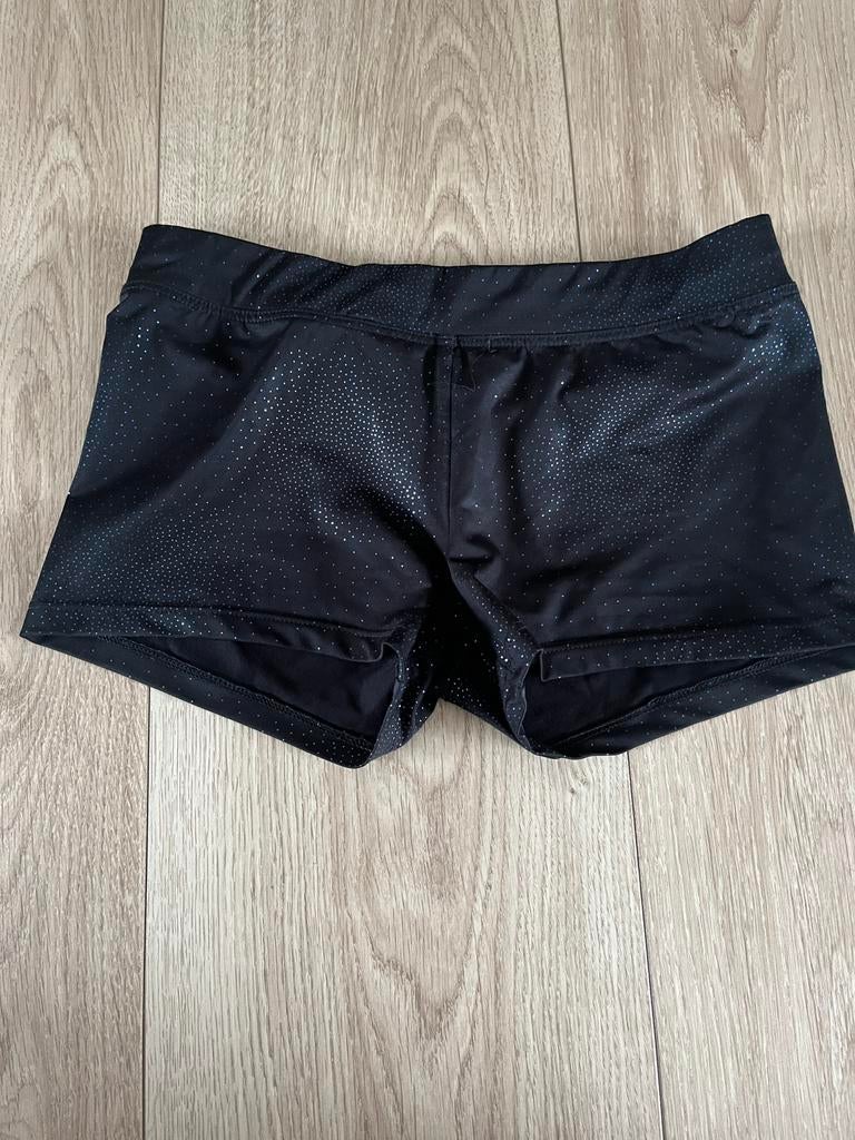 Turnbroekje maat 128, Sport en Fitness, Turnen, Ophalen of Verzenden, Gebruikt, Turnbroekje