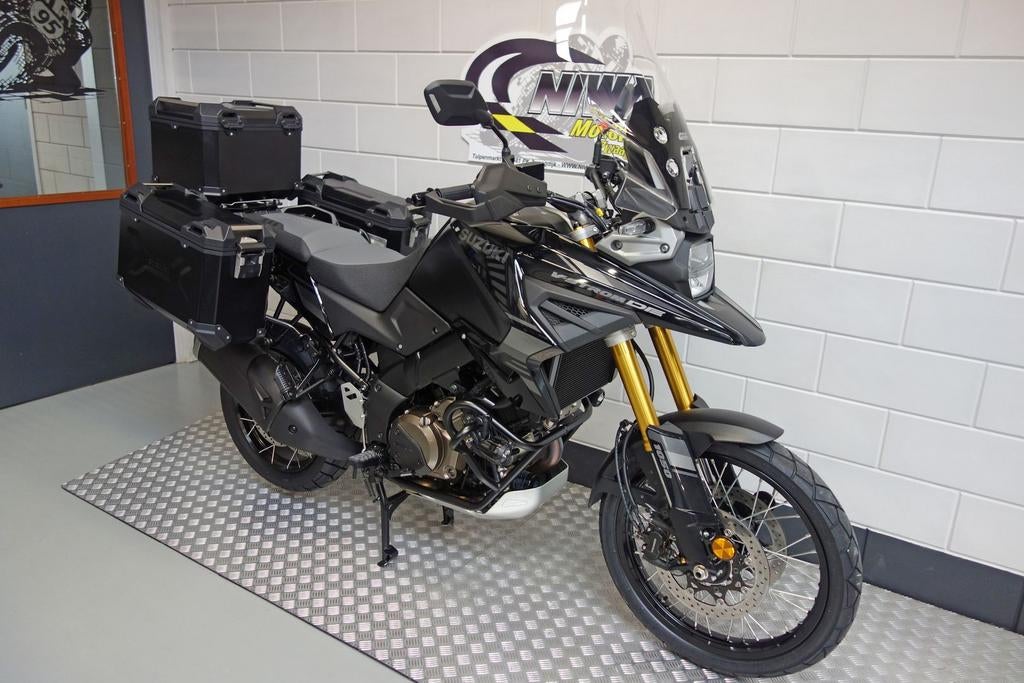 SUZUKI V-STROM 1050 DE - foto 2