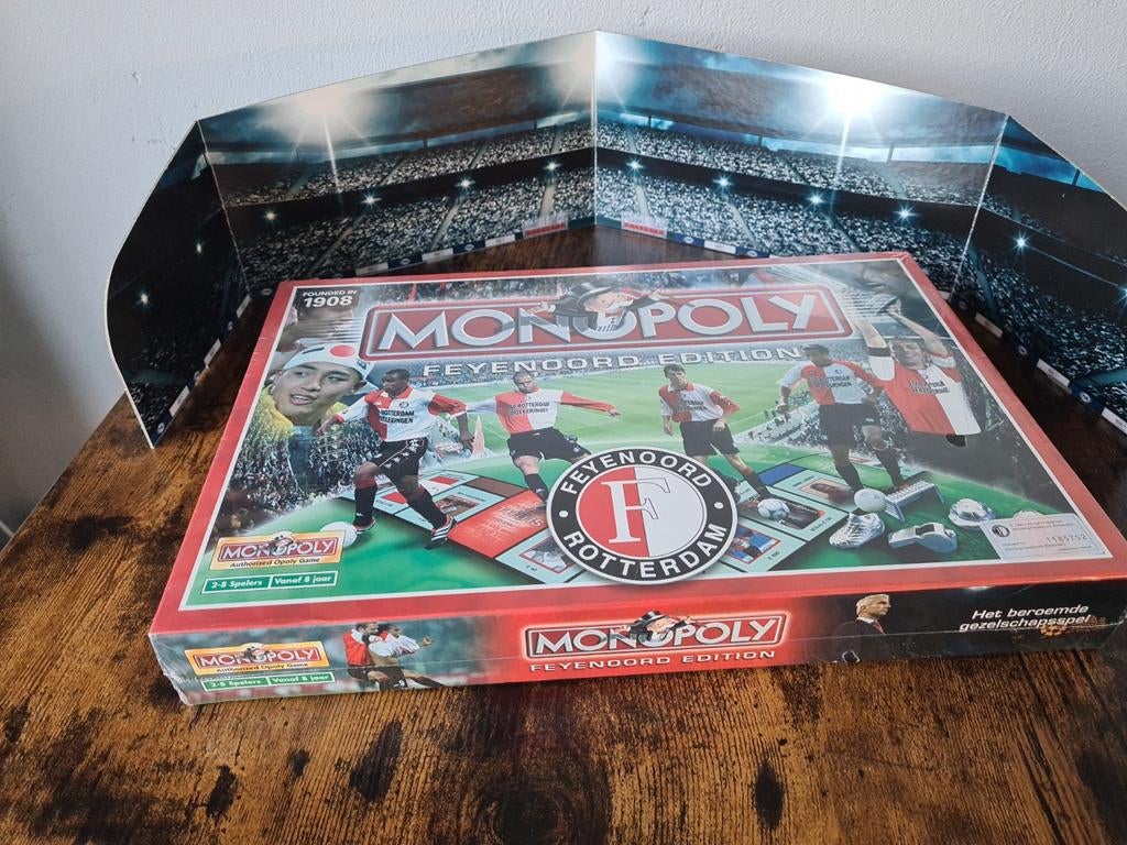 Monopoly Feyenoord Editie 2002 Nieuw in folie, Hobby en Vrije tijd, Gezelschapsspellen | Bordspellen, Vijf spelers of meer, Ophalen