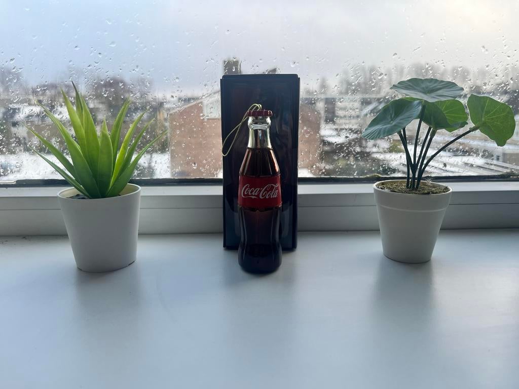 Coca-Cola Kerstbal - Leuke Decoratie!, Ophalen of Verzenden, Zo goed als nieuw, Gebruiksvoorwerp