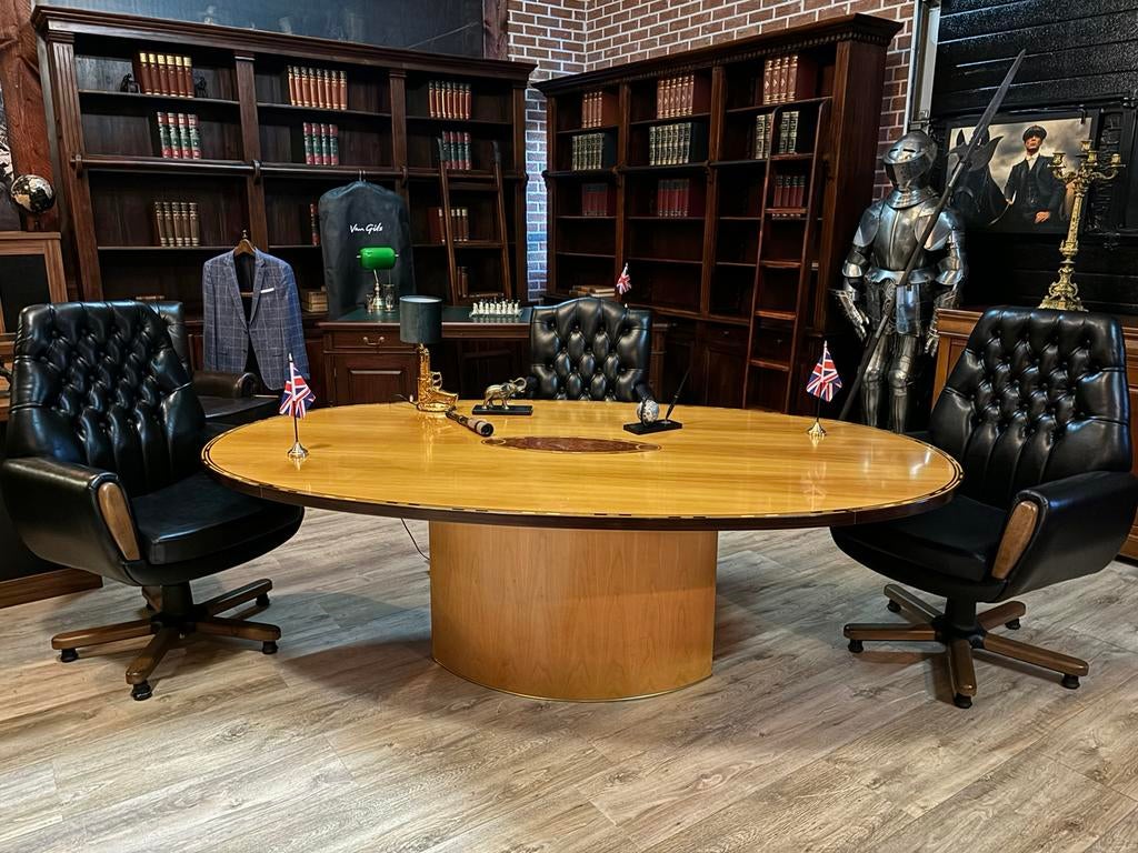 Chesterfield Engels interieur showroom, Ophalen, Gosem engelsstraat 7 elim, Info@chesterfieldjunkie.nl, Zo goed als nieuw