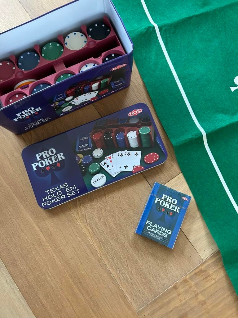 Poker set nieuw - pokerset opberg blik- nieuw, Hobby en Vrije tijd, Gezelschapsspellen | Kaartspellen, Ophalen of Verzenden, Nieuw