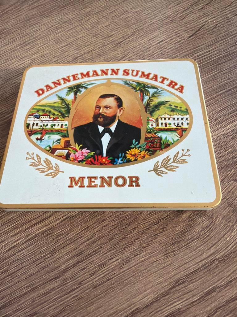 Vintage Dannemann Sumatra Menor Sigaar Blikken Doos, Verzamelen, Ophalen of Verzenden, Gebruikt, Overige soorten, Overige typen