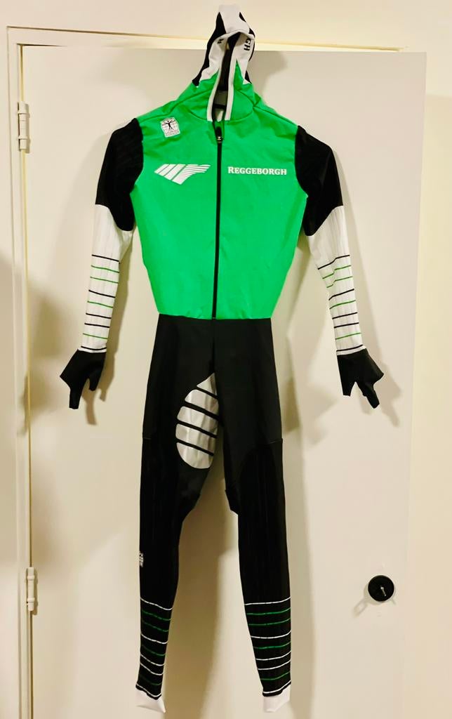 Schaatskleding schaatspak snelpak speedsuit maat S rubber, Sport en Fitness, Schaatsen, Ophalen of Verzenden, Zo goed als nieuw