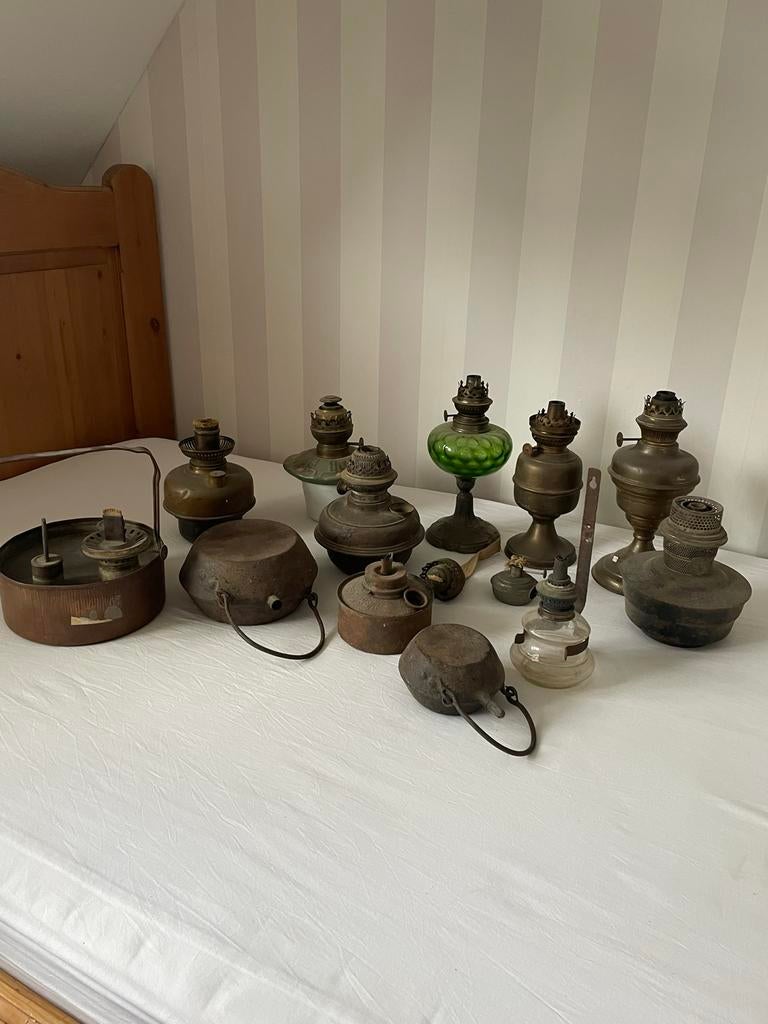 Collectie van 13 Oude Olielampen & Oliebranders, Antiek en Kunst, Antiek | Lampen, Ophalen of Verzenden