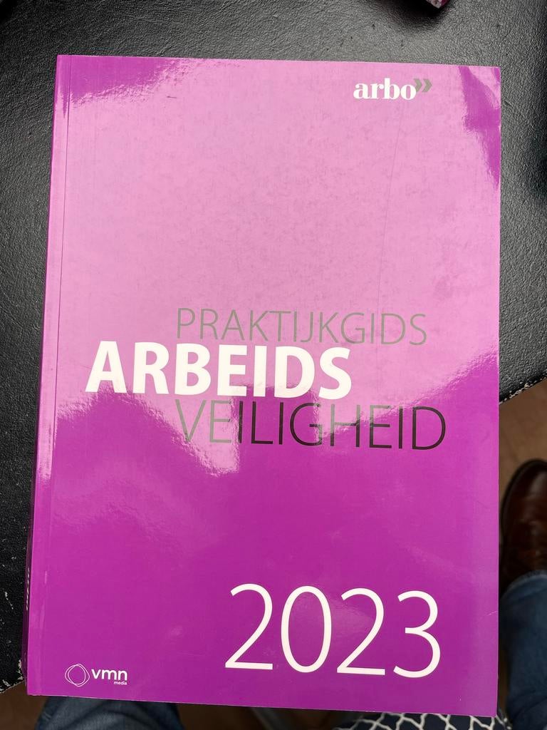 Praktijkgids Arbeidsveiligheid 2023 - Nieuw!, Boeken, Ophalen of Verzenden, Nieuw, Niet van toepassing