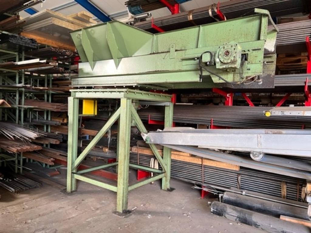 2046. Draaibare spanenband / transportband, Ophalen, Gebruikt