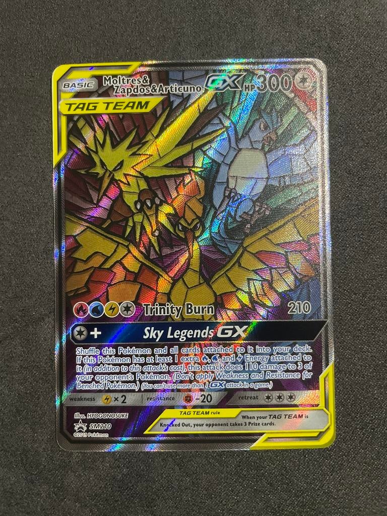 Moltres Zapdos Articuno SM210 promo, Hobby en Vrije tijd, Verzamelkaartspellen | Pokémon, Ophalen of Verzenden, Zo goed als nieuw