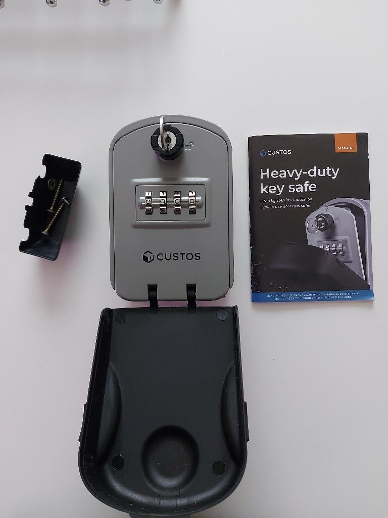 Sleutelkluis, afsluitbare Sleutelbox, Ophalen, Zo goed als nieuw