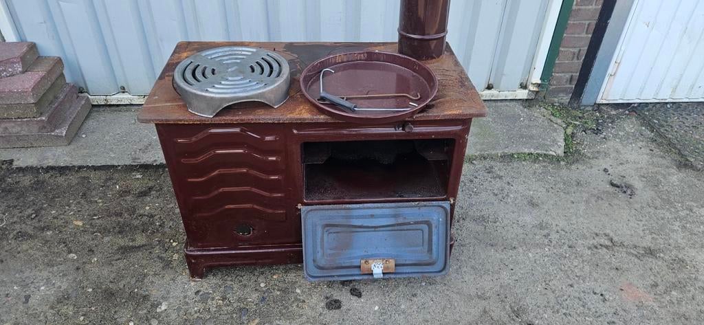 Oude Houtkachel / Allesbrander / bahce sobasi, Huis en Inrichting, Kachels, Gebruikt, Ophalen of Verzenden, Vrijstaand, Hout