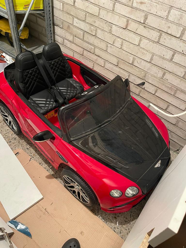 Elektrische kinderauto, Ophalen, Zo goed als nieuw