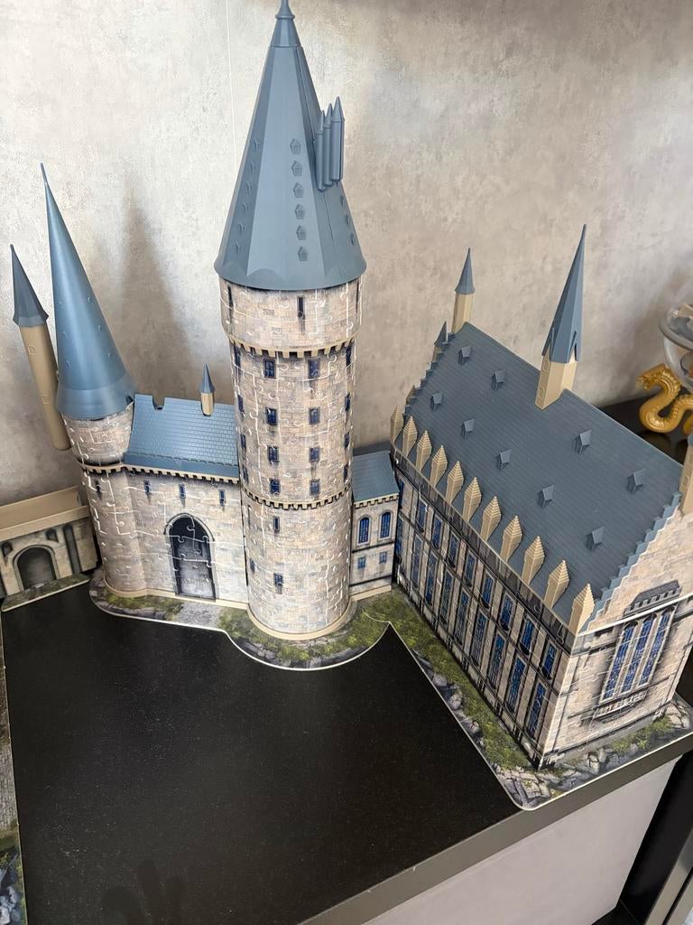 Harry Potter Zweinstein Kasteel 3D Puzzel, Ophalen of Verzenden, Zo goed als nieuw, Spel