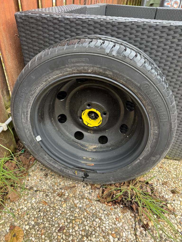 Continental band 195/55 R16 op stalen velg, Doe-het-zelf en Verbouw, Overige Doe-het-zelf en Verbouw, Ophalen, Zo goed als nieuw