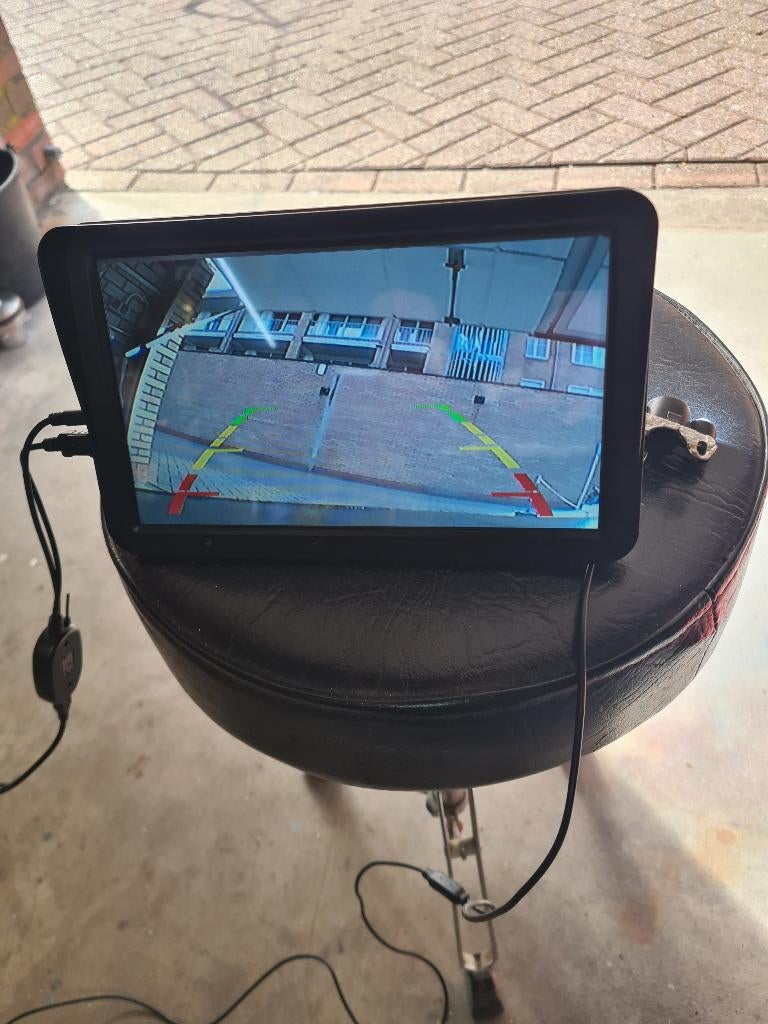 IGO PRIMO 9"Navigatie en  camera., Ophalen, Zo goed als nieuw